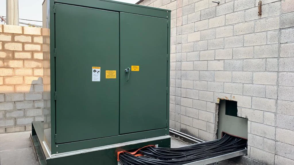 Subestación eléctrica padmounted instalada en El Salvador